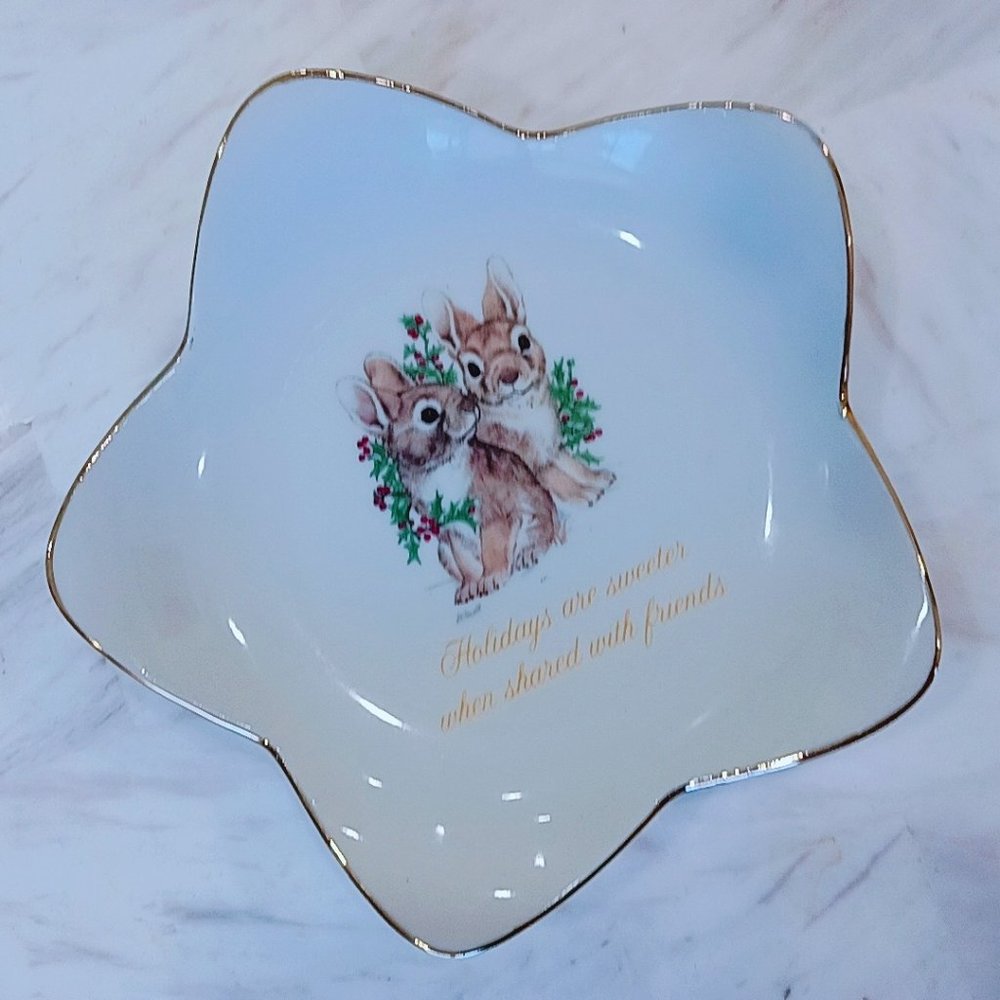 A Christmas Keepsake Vintage Christmas Bunny Plate